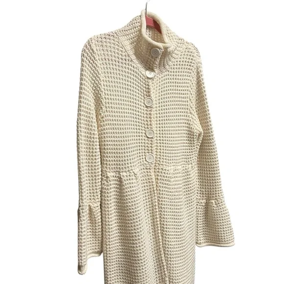 Cream white Button-Up Women's knit crochet Sweater - Picture 2 of 14